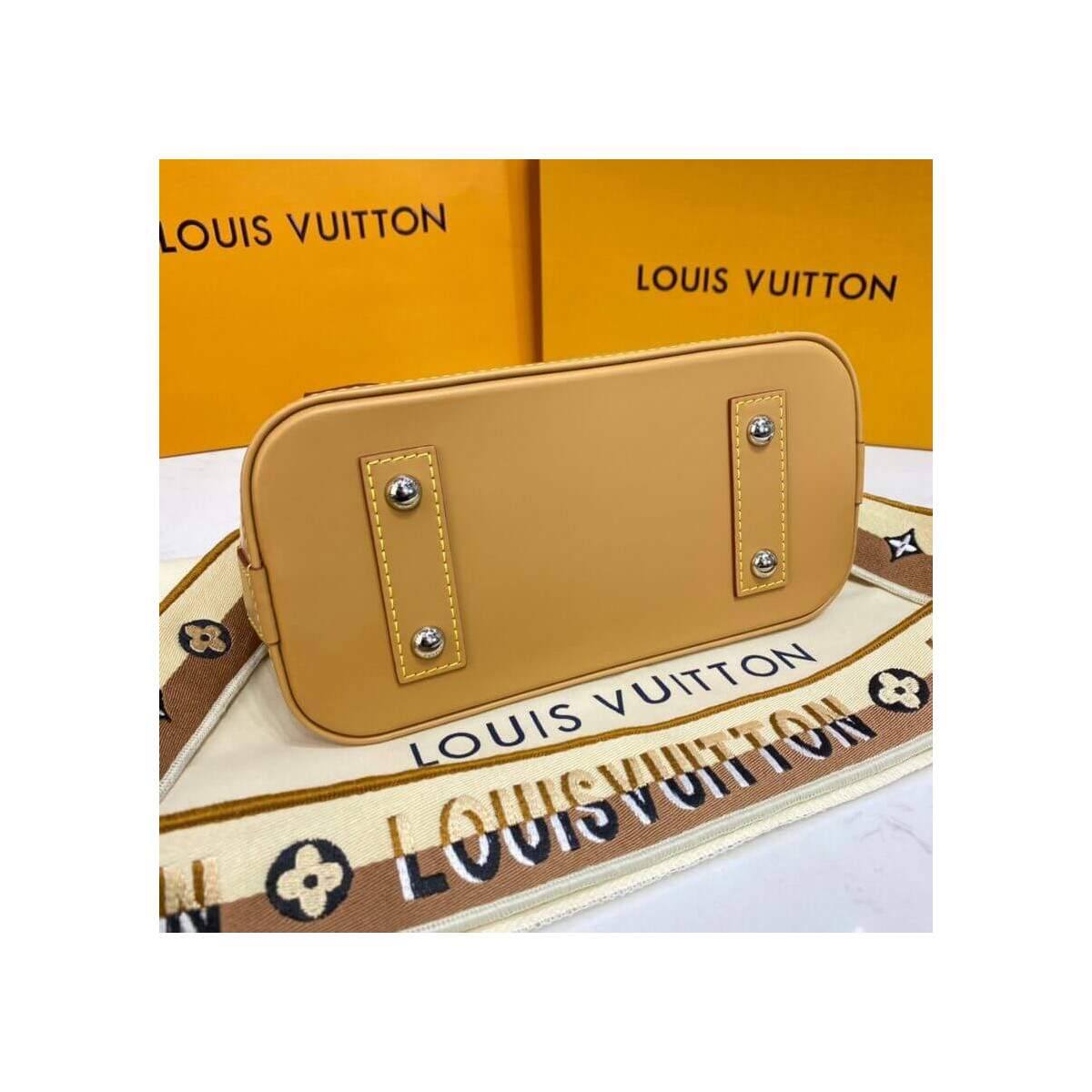 Louis Vuitton Alma BB M57426 M57540