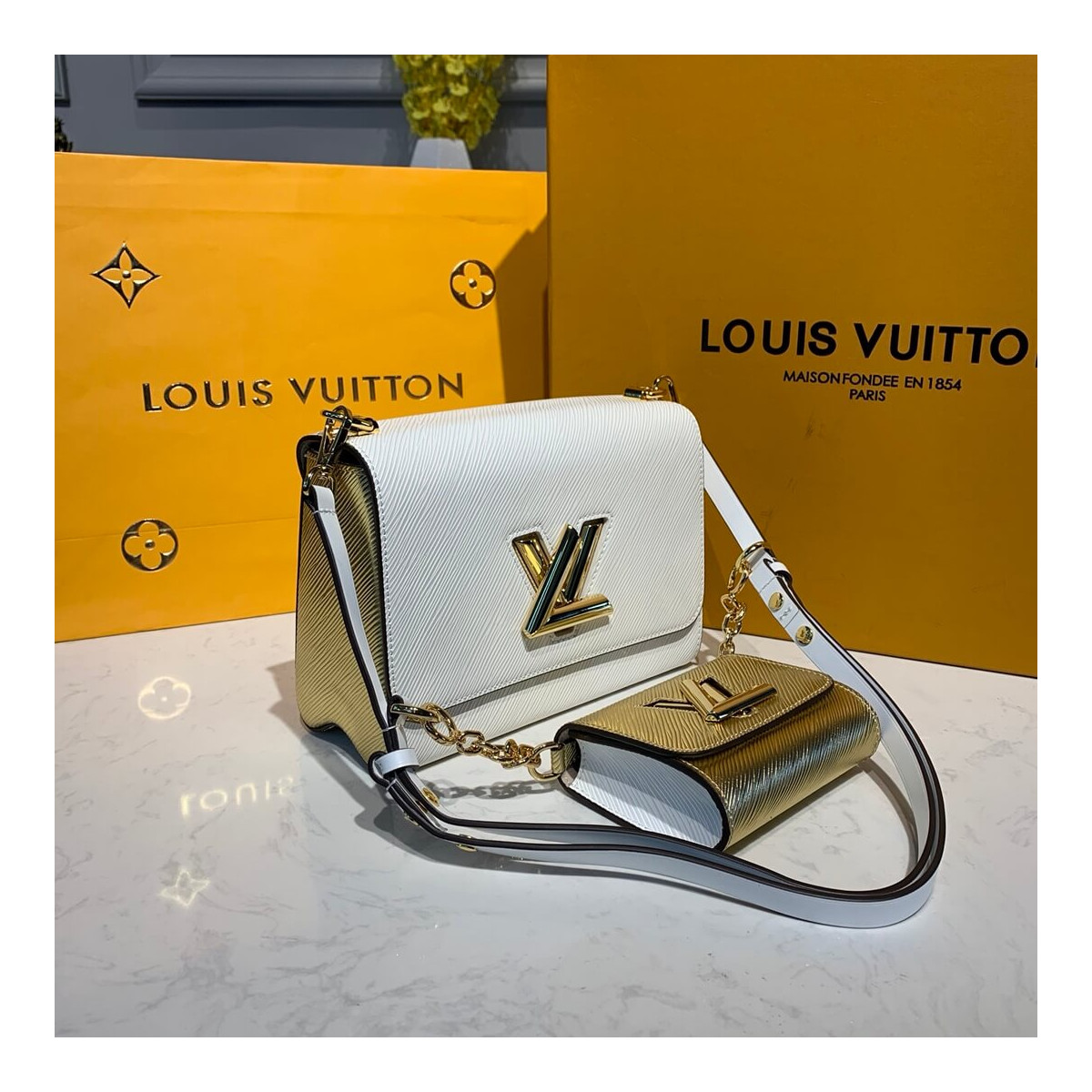 Louis Vuitton Twist MM And Twisty M55683 White/Gold