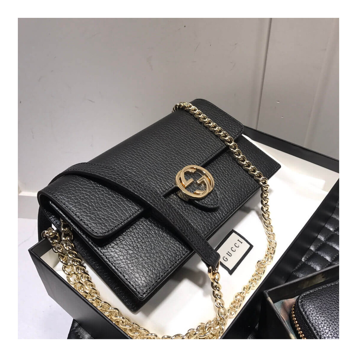 Gucci Leather Interlocking GG Crossbody Bag 510314