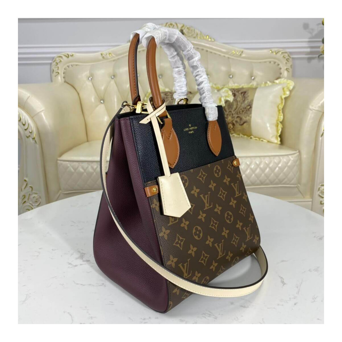 Louis Vuitton Fold Tote PM M45388 M45389