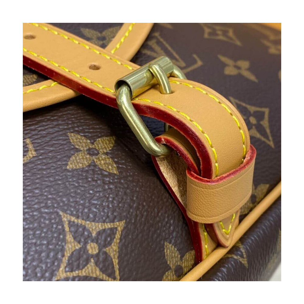 Louis Vuitton Monogram Canvas Saumur MM M42256