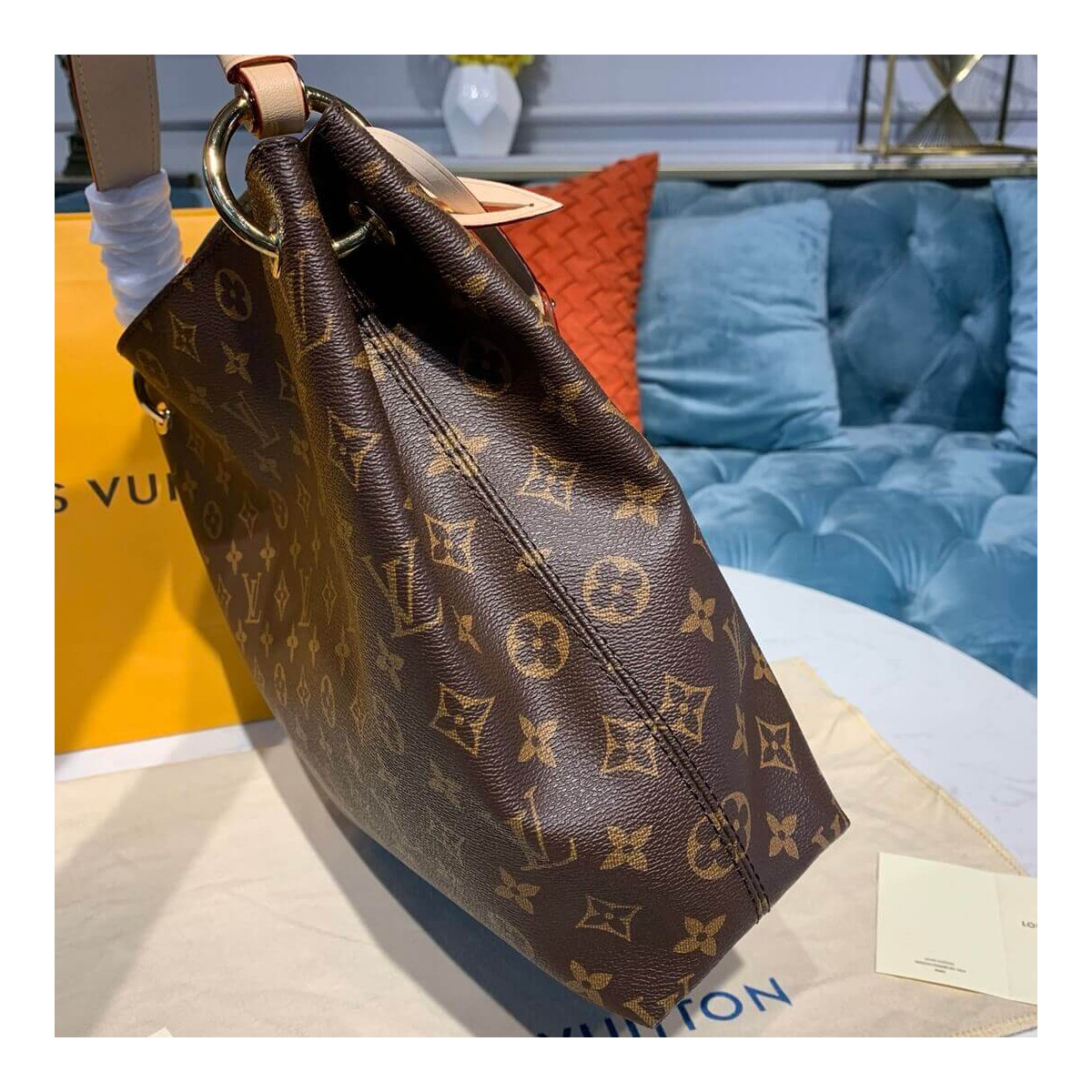 Louis Vuitton Monogram Canvas Graceful PM M43701