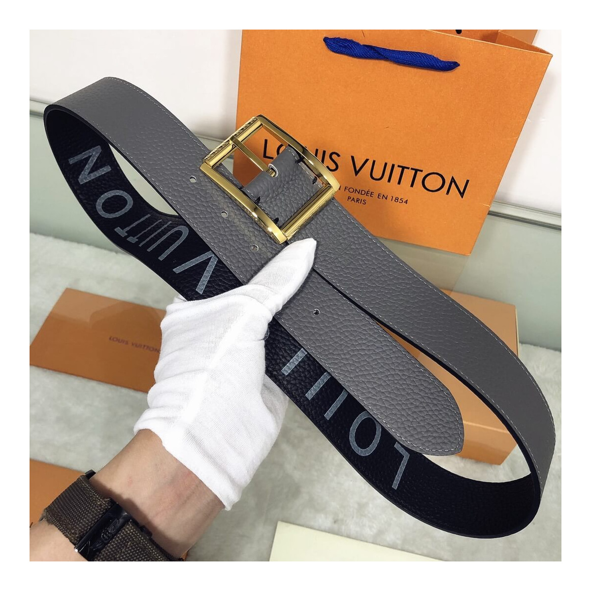 Louis Vuitton Reverso 40mm Reversible Belt M0127