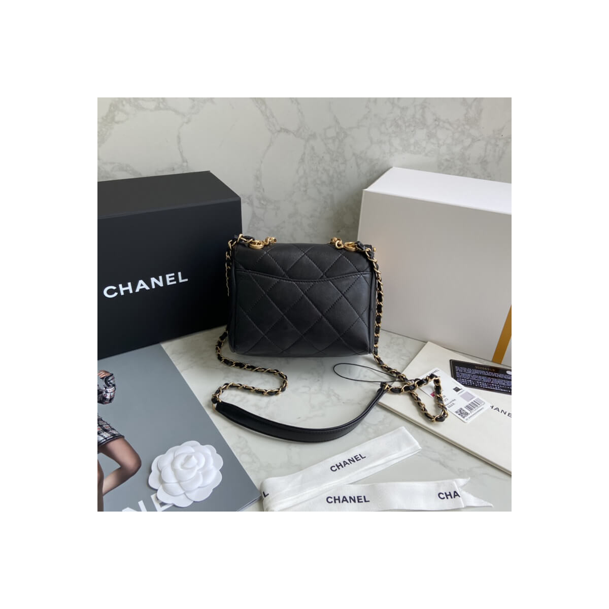 Chanel Lambskin Kiss-Lock Clasp Bag AS1886