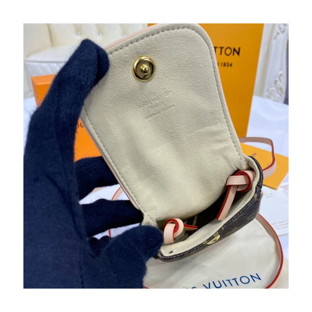 Louis Vuitton Pochette Cancun Pouch M60018