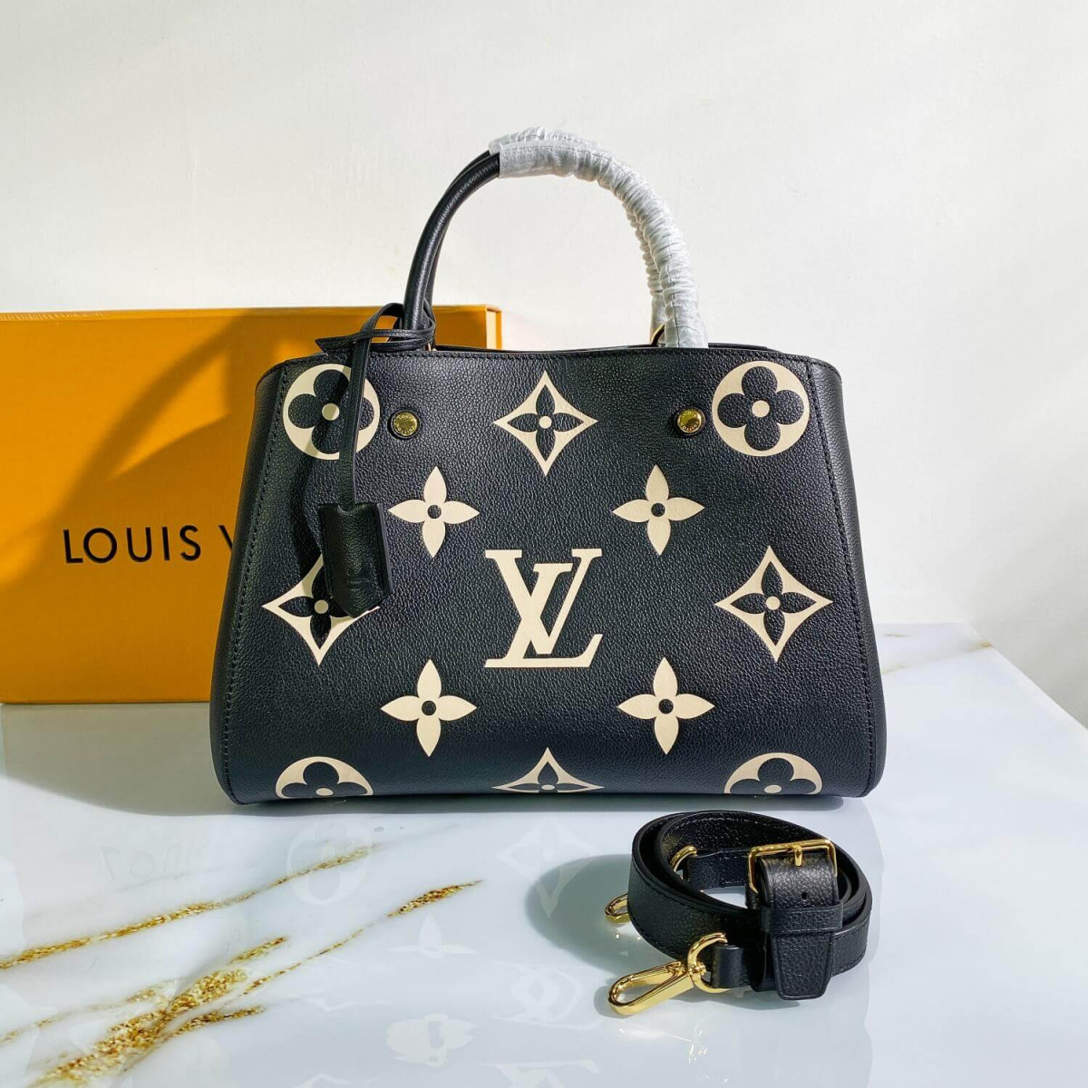 Louis Vuitton LV Crafty Montaigne MM M41048